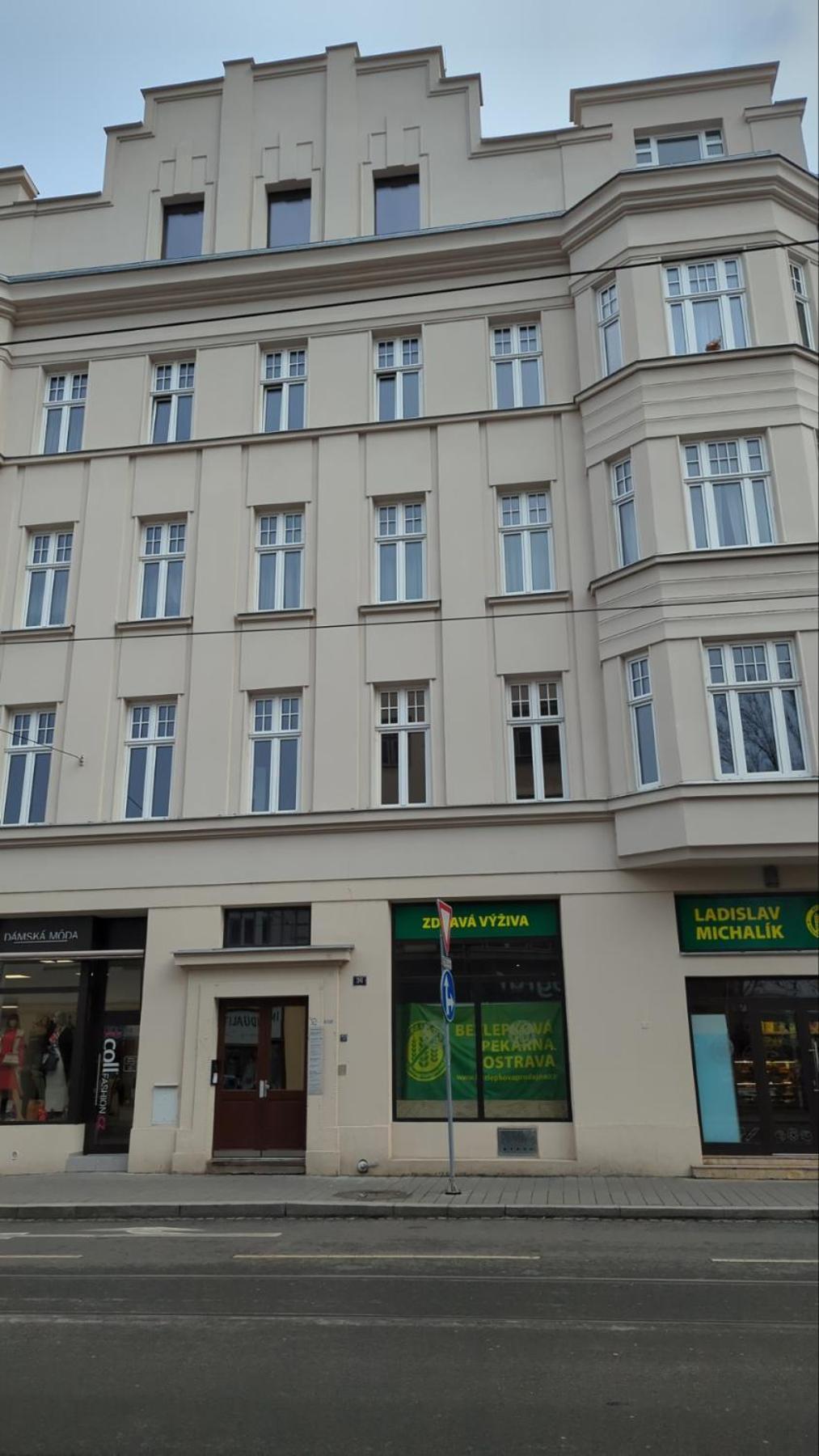 Bydleni V Centru Ov Blizko Stodolni, Bez Vytahu Daire Ostrava Dış mekan fotoğraf
